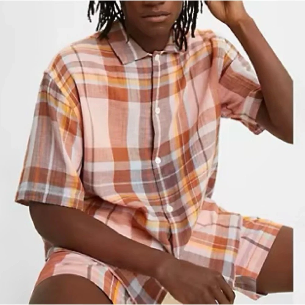 Levi’s Men’s Short Sleeve Slouchy Plaid Button Up Shirt Size L,XL NWT